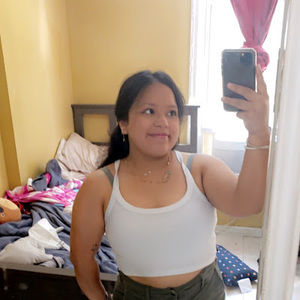 Meet your Posher, Dennise